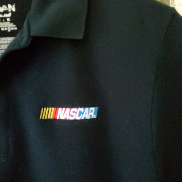 Gildan Men's Medium Short Sleeve Nascar Logo Polo Shirt in Black - Picture 3 of 4
